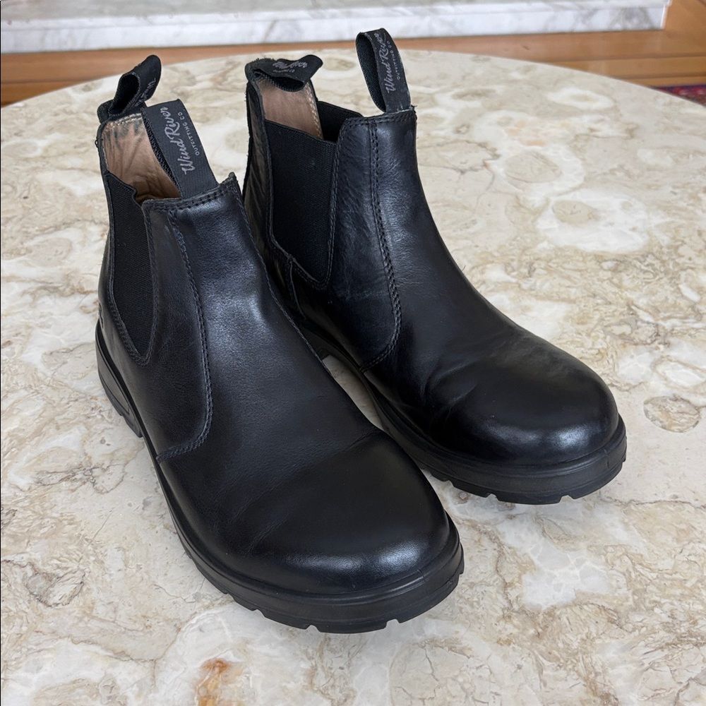 WindRiver Leather Chelsea Boots – Mark’s Work Warehouse | Rugged & Classic - Picture 2 of 13